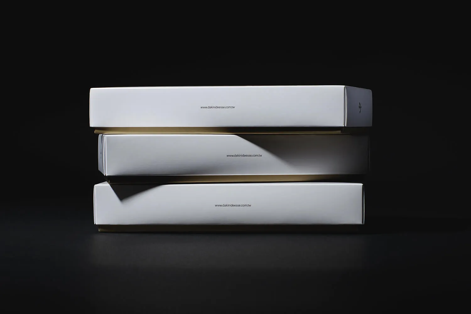 喜來芝 荷光淨化噴霧禮盒組 包裝設計